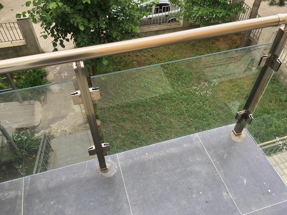 Kmg Hotel Khashuri Εξωτερικό φωτογραφία
