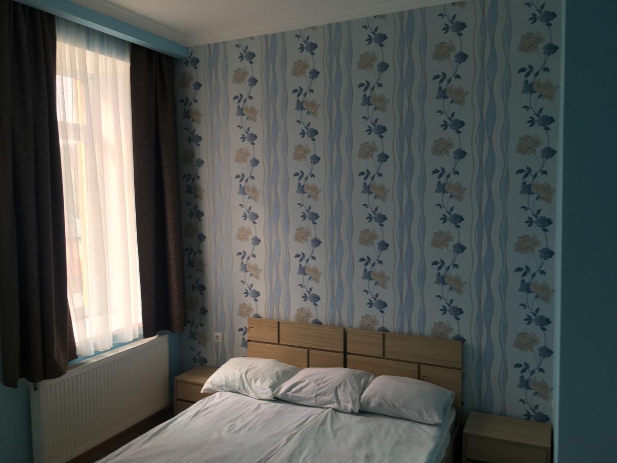 Kmg Hotel Khashuri Εξωτερικό φωτογραφία