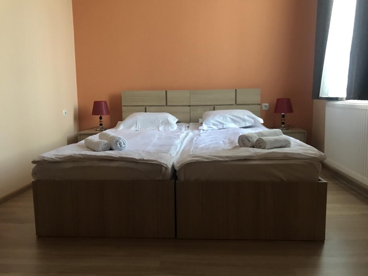 Kmg Hotel Khashuri Εξωτερικό φωτογραφία