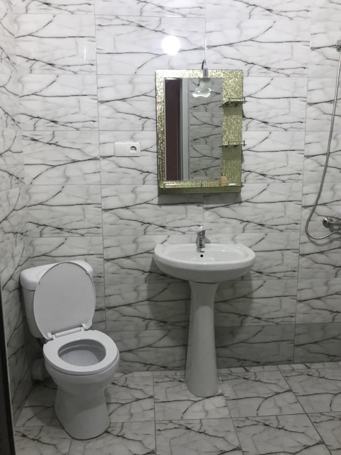 Kmg Hotel Khashuri Εξωτερικό φωτογραφία
