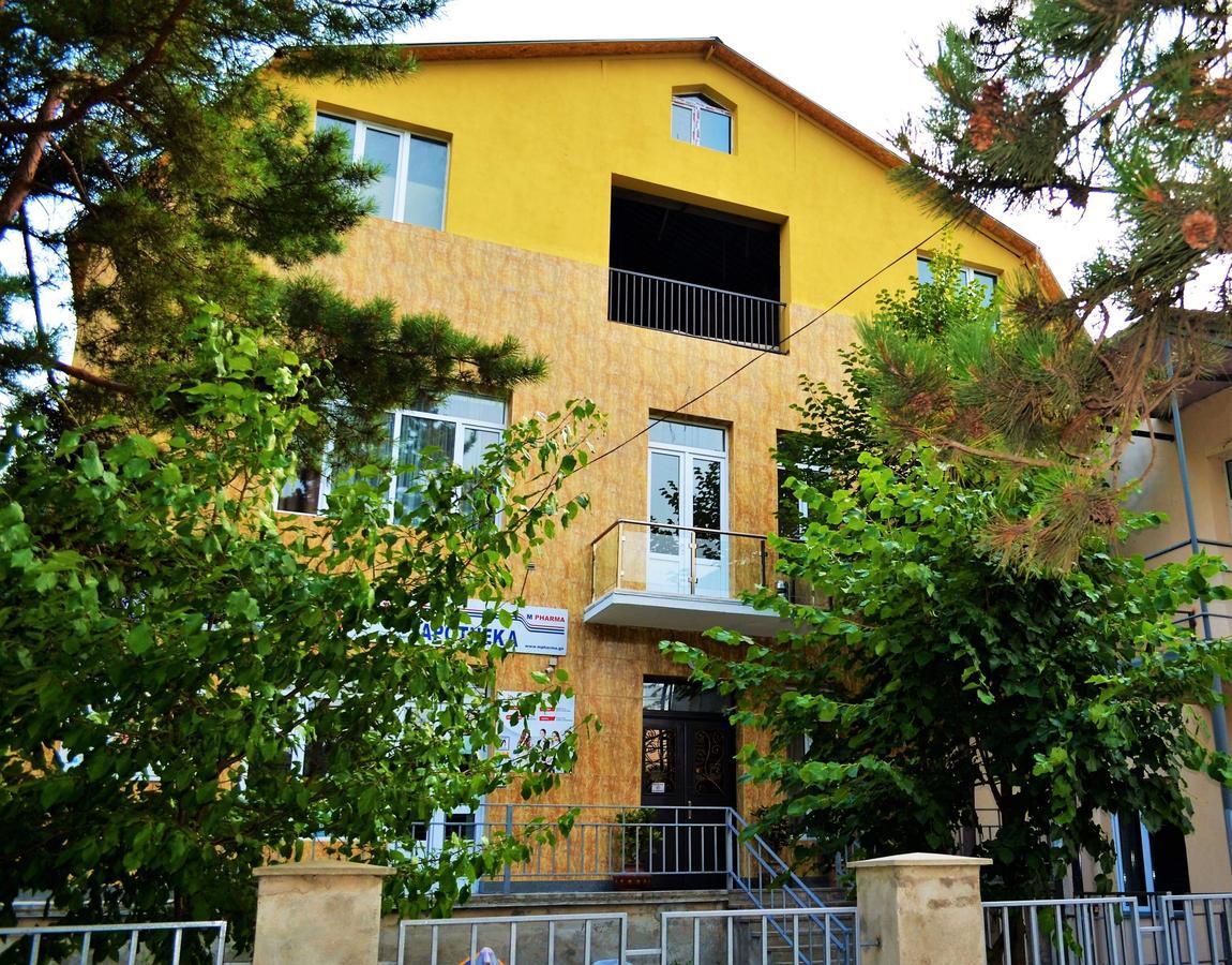 Kmg Hotel Khashuri Εξωτερικό φωτογραφία